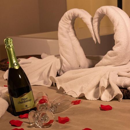 נאפולי Duomo Luxury Suites מראה חיצוני תמונה