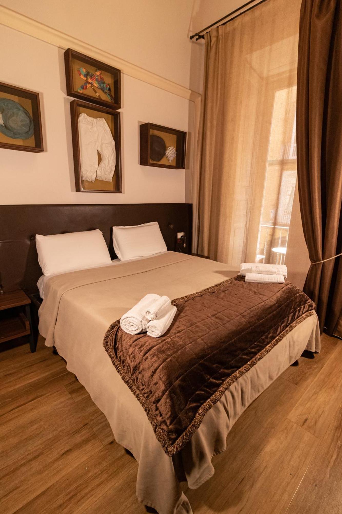 נאפולי Duomo Luxury Suites מראה חיצוני תמונה