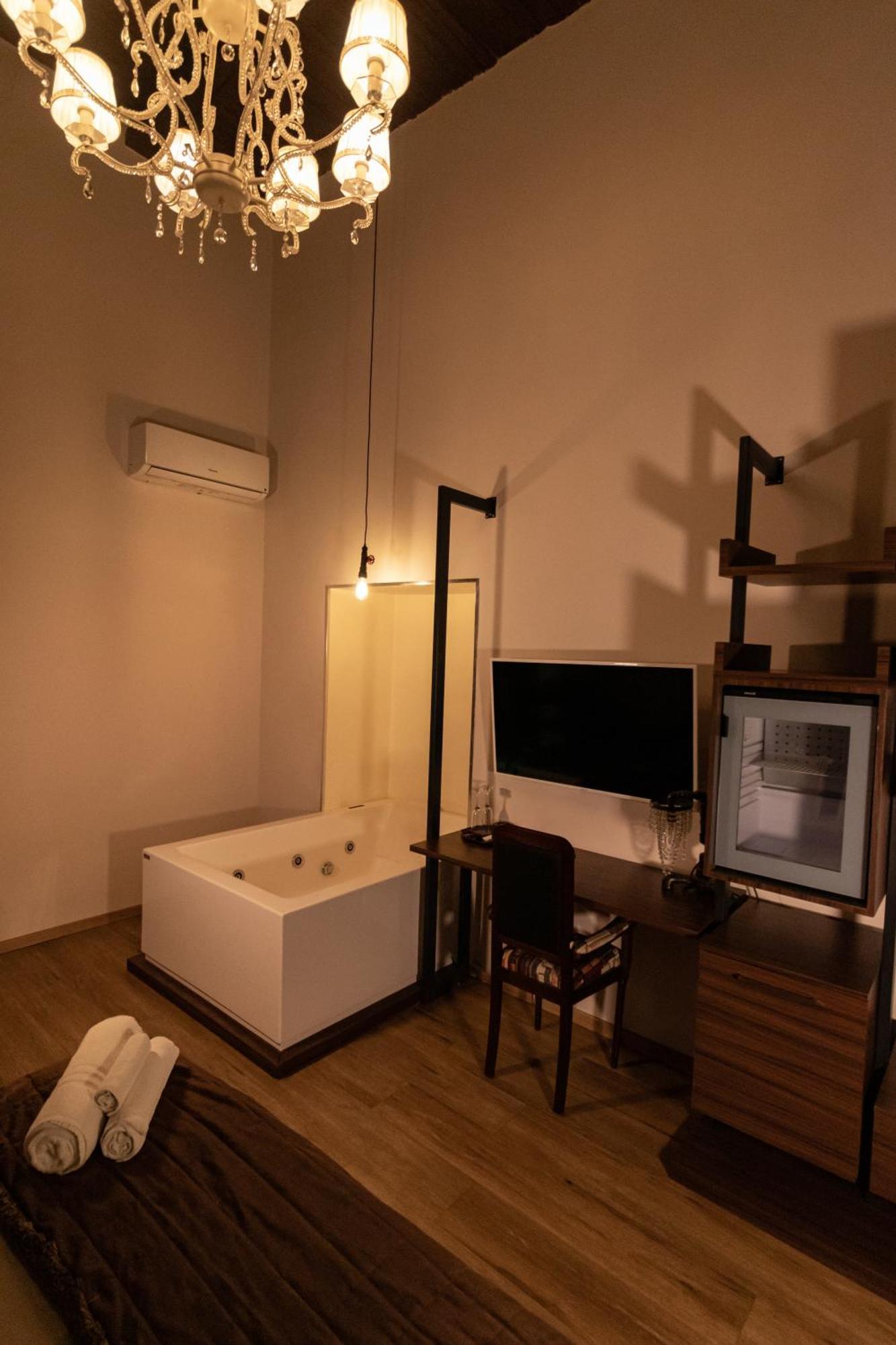 נאפולי Duomo Luxury Suites מראה חיצוני תמונה