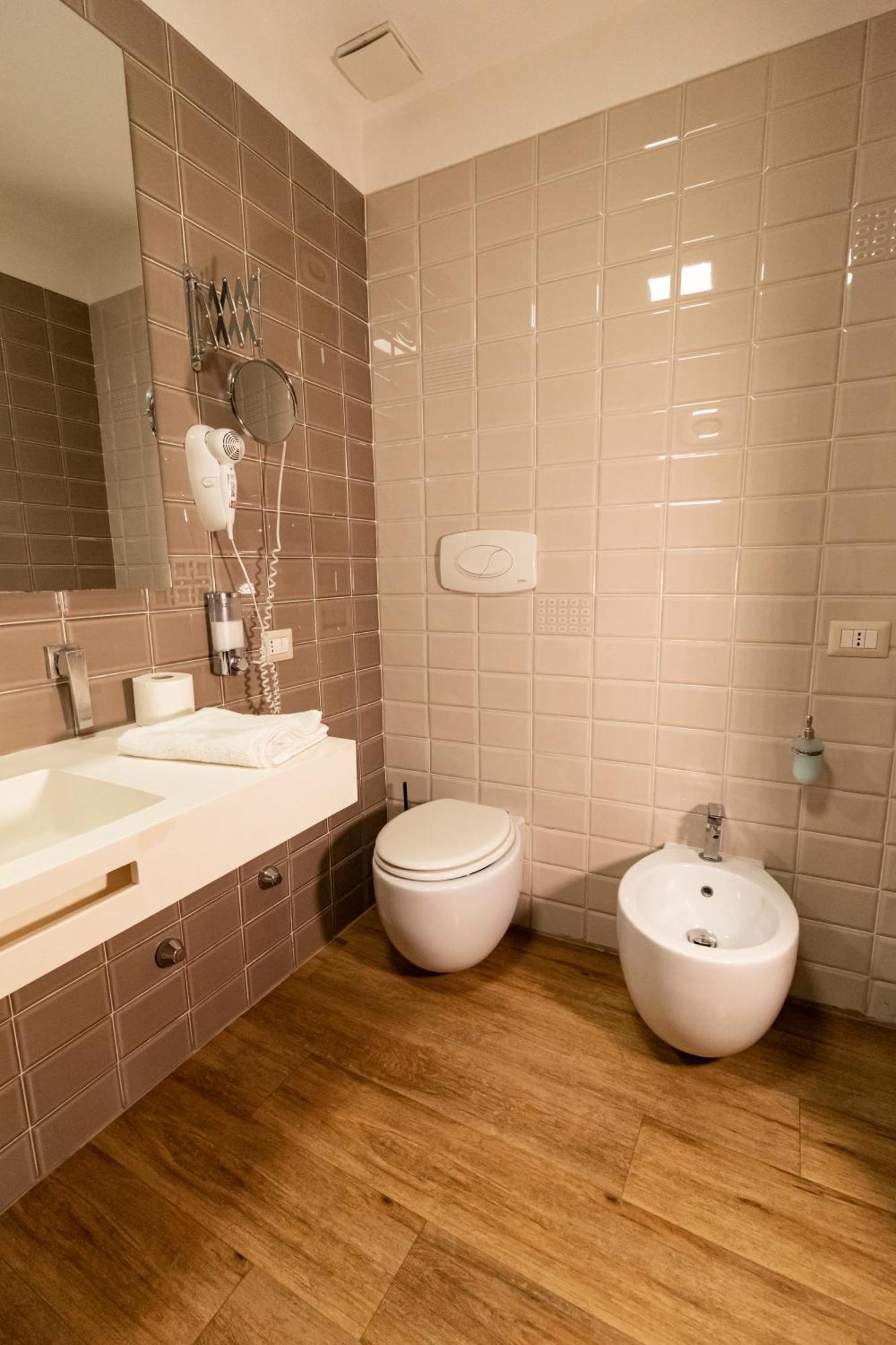 נאפולי Duomo Luxury Suites מראה חיצוני תמונה