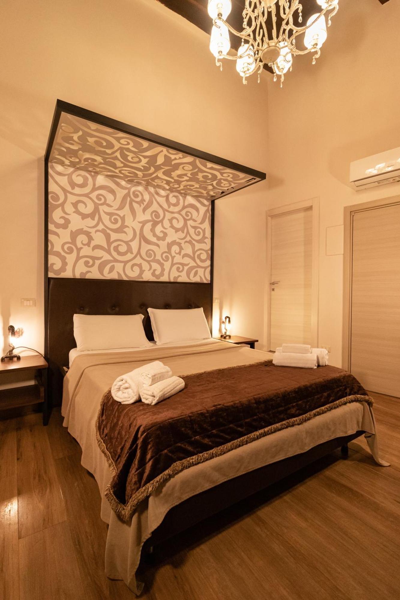 נאפולי Duomo Luxury Suites מראה חיצוני תמונה