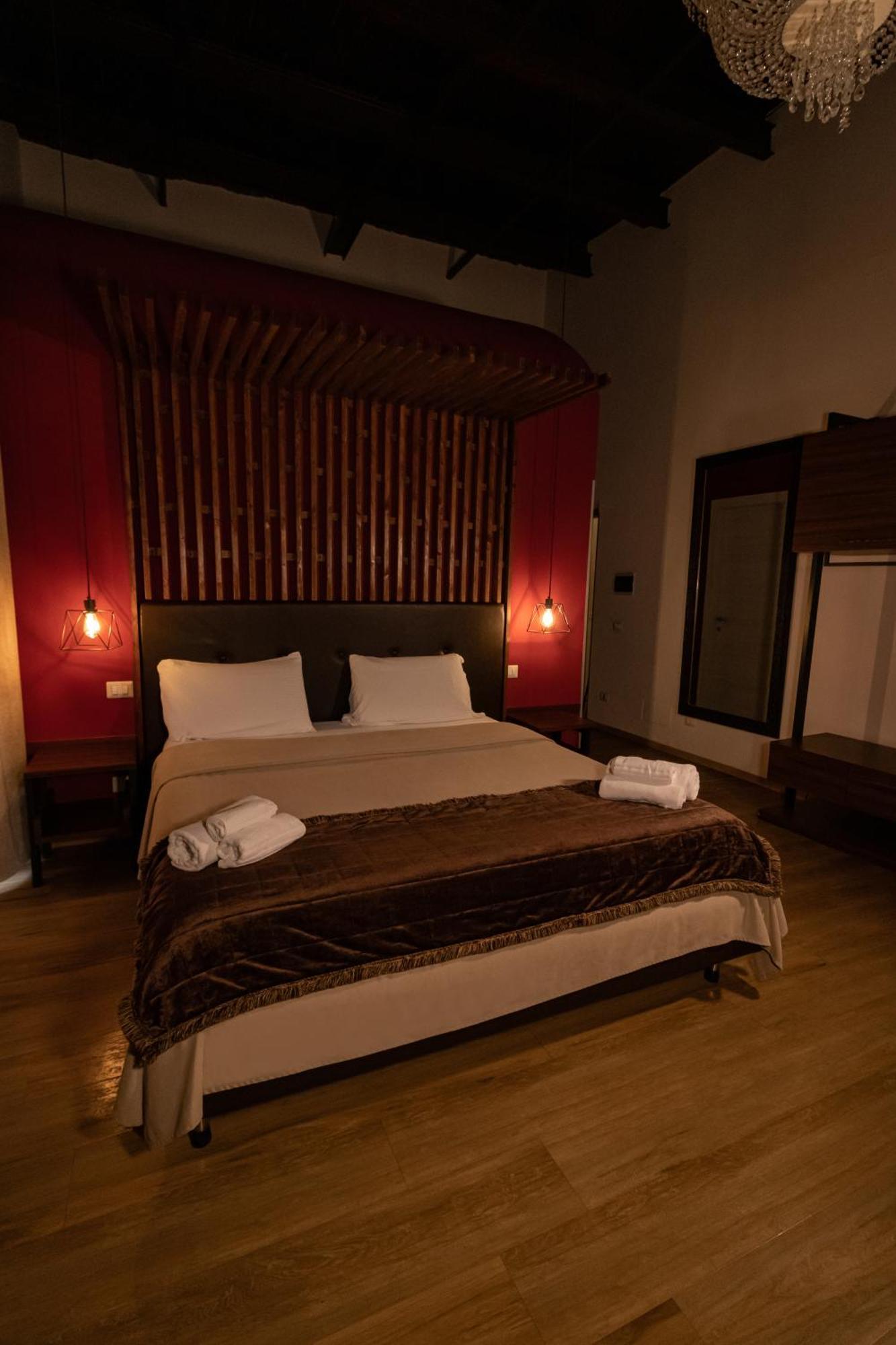 נאפולי Duomo Luxury Suites מראה חיצוני תמונה